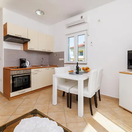 Apartments Klara Lopar Exterior photo